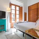 Luxury Rooftop - Space Maison Apartments