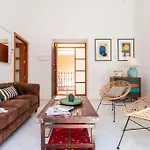Luxury Rooftop - Space Maison Apartments